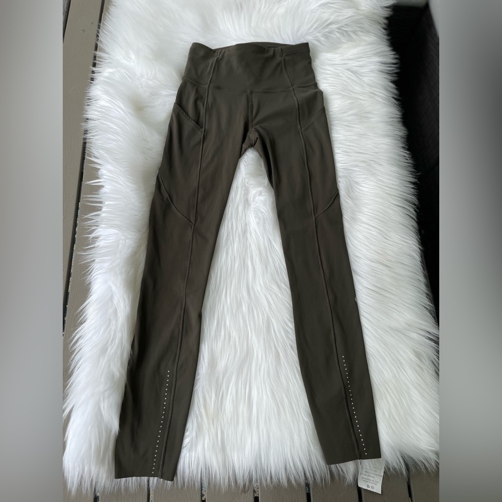 Lululemon Fast & Free 7/8 Tight II size 2 - Dark Olive - Picture 9 of 12